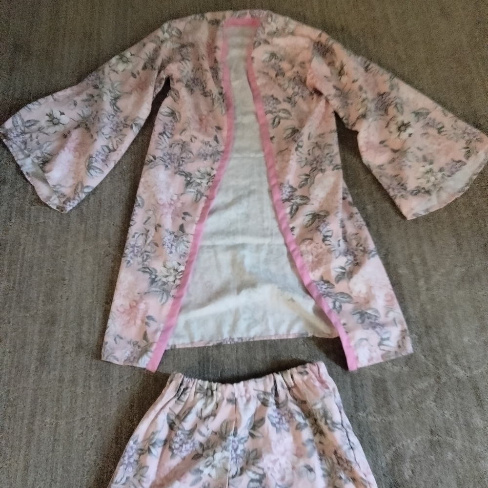 Pink Floral Kimono Shorts Set - Picture 2 of 4